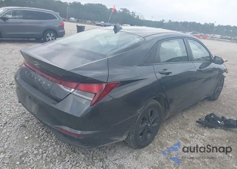 2022 Hyundai Elantra Sel z USA, uszkodzony, nr VIN 5NPLS4AG4NH066555
